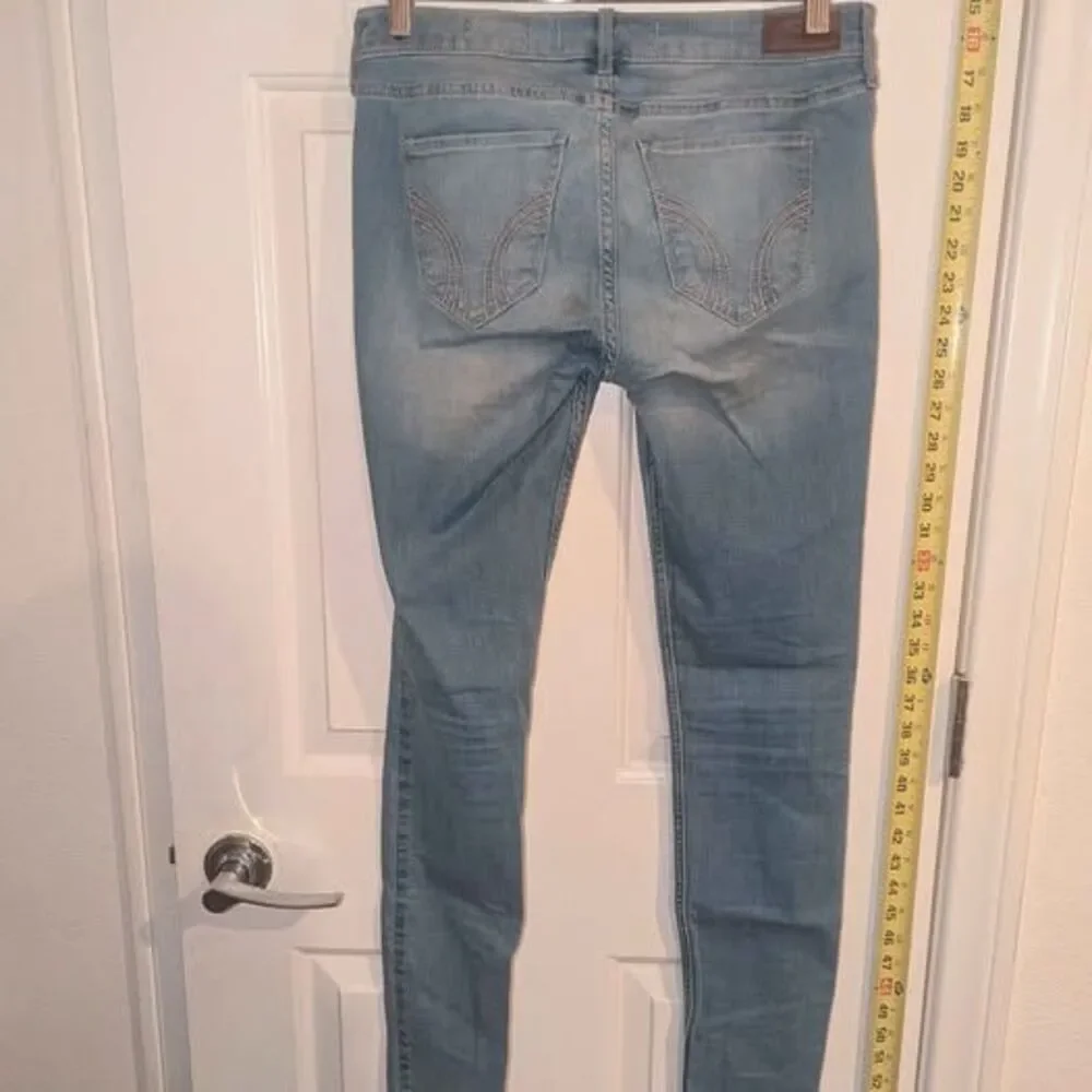 Unbranded take look